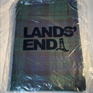 Lands’ End Scarf